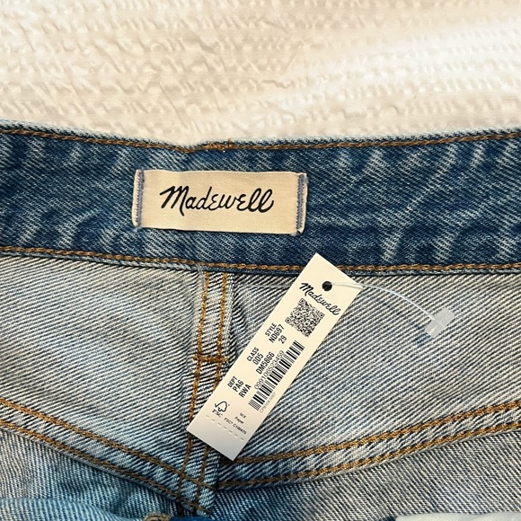 NWT Madewell Relaxed Denim Shorts / Size 29 - Picture 3 of 4